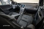 Volvo XC 60 D4 AWD Geartronic Momentum - 6