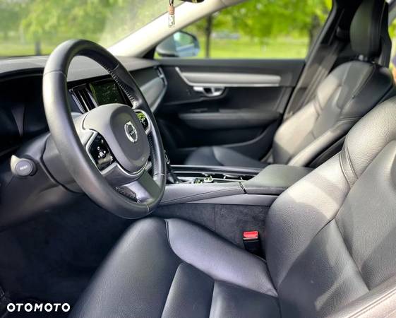 Volvo V90 D3 Momentum - 28