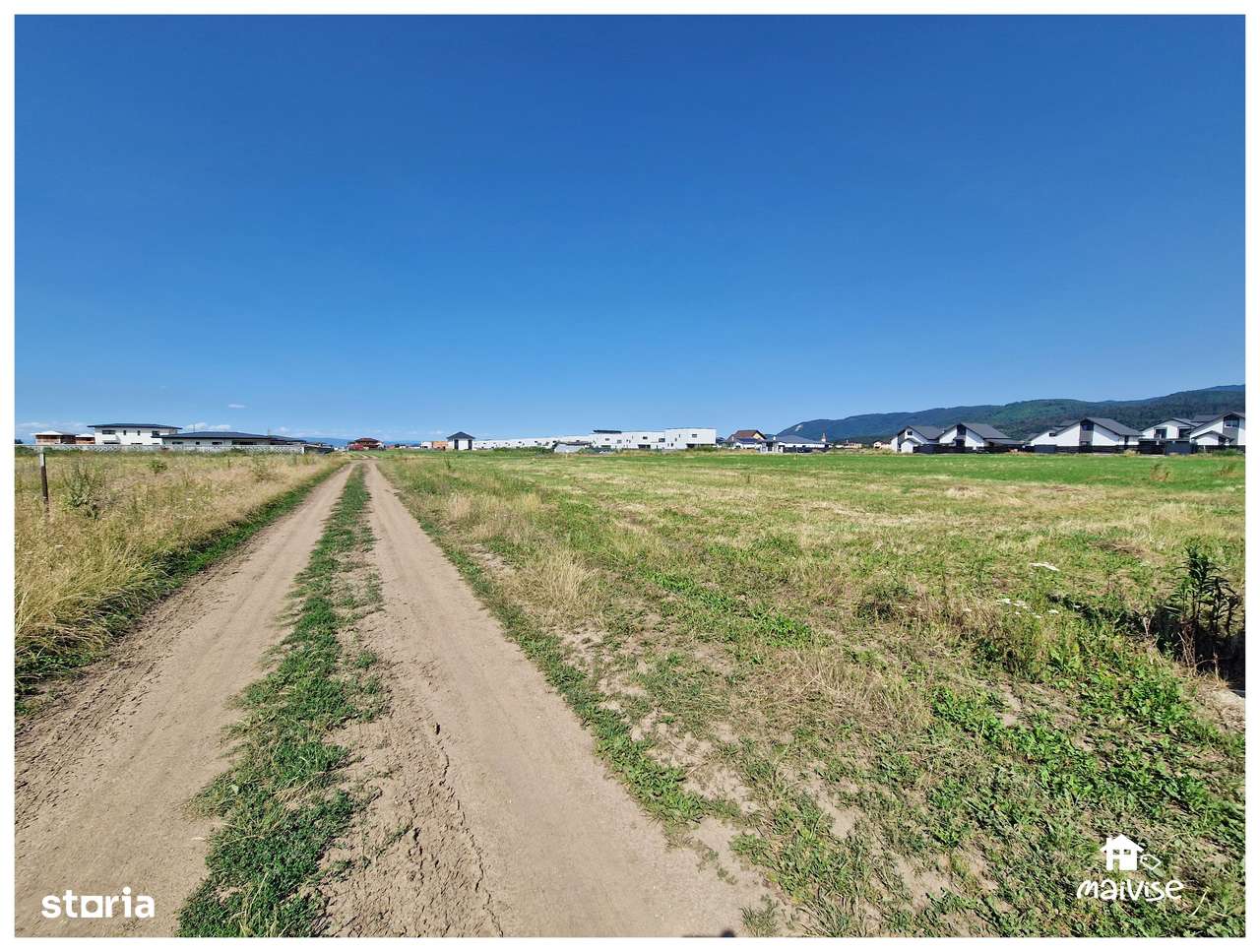 Parcela construibila-641mp/ vedere panoramica/pozitie avantajoasa- A3-8