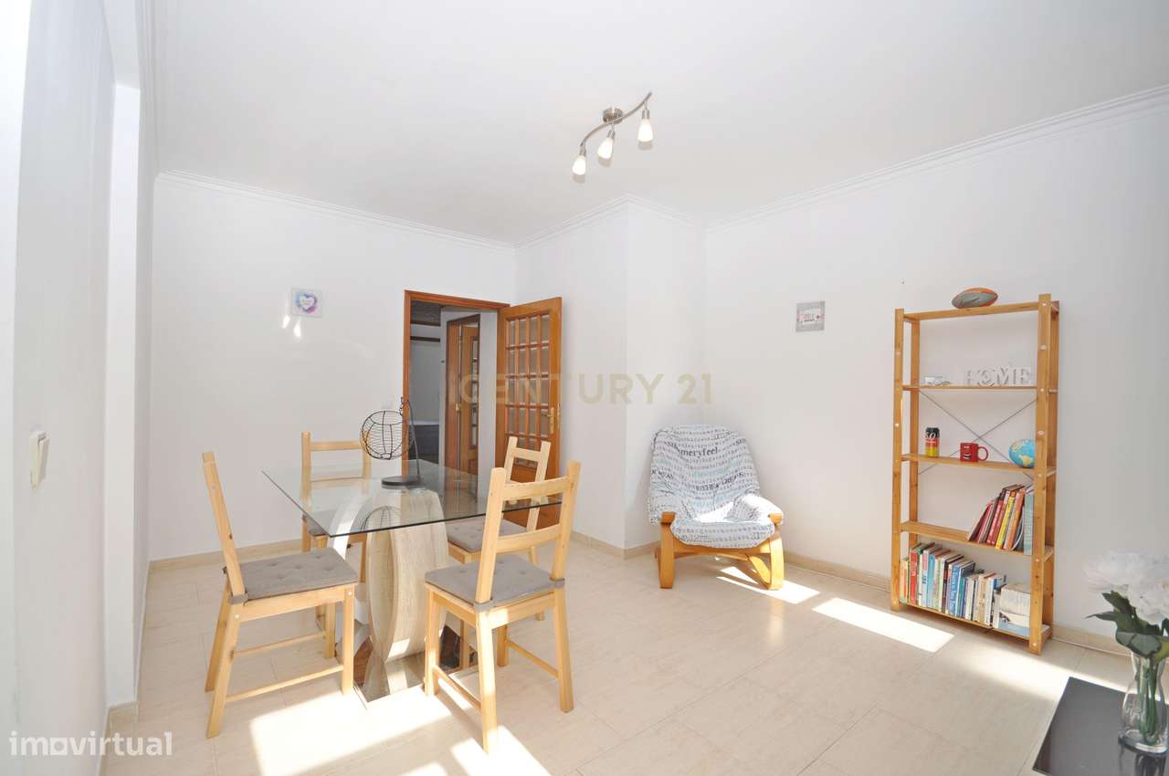 Apartamento T2 com 88m² | Paredes, Alenquer-18