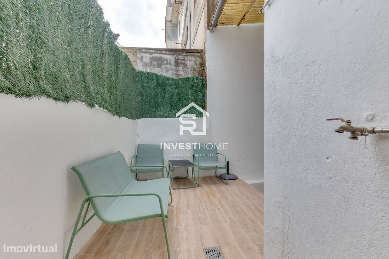 Prédio | 4 Apartamentos T2 | Licença AL ativa | Porto-50