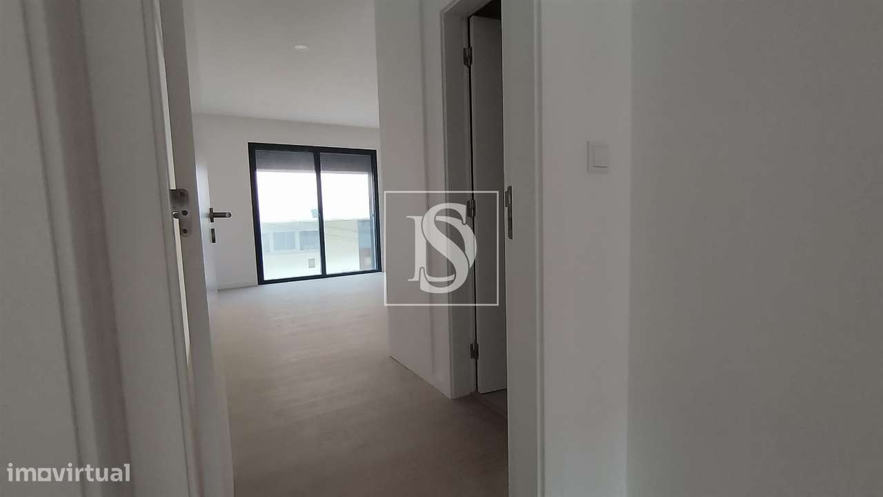 Apartamento T2 Venda em Esgueira,Aveiro-13