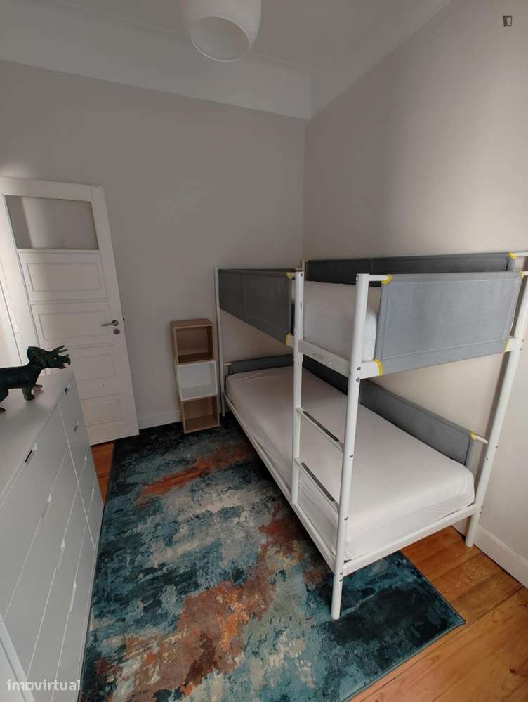 Quarto - localizado em Paranhos Porto - Grande imagem: 4/10