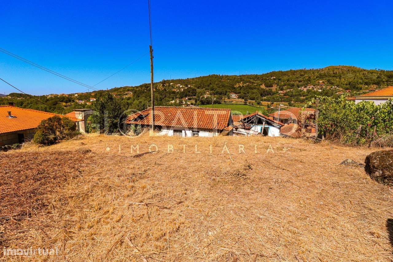 Conjunto Habitacional de 5 Moradias para Recuperar em Aboadela-41