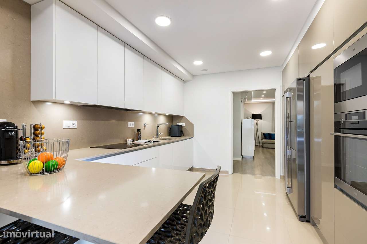 Excelente Apartamento T3 com Terraço e Box no Infantado – Loures-9