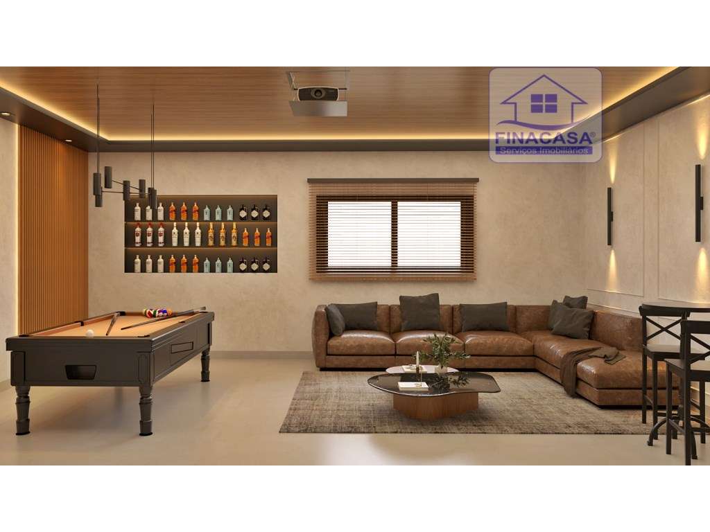Moradia Isolada em fase de renovação/ remodelação com piscina e jar...-14