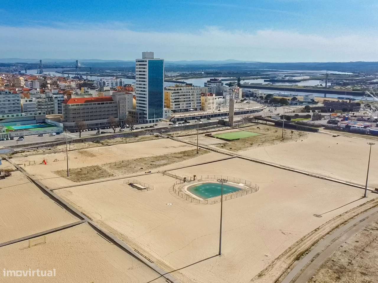Apartamento com Vista para Mar e Rio na Figueira da Foz - Grande imagem: 4/35