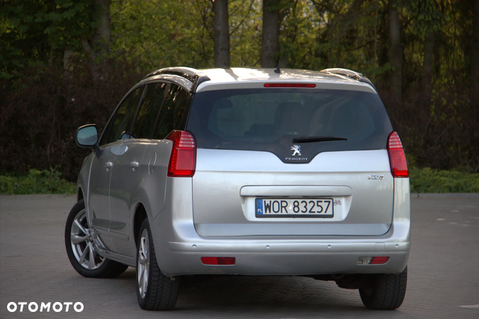 Peugeot 5008 2.0 HDi Allure 7os - 16