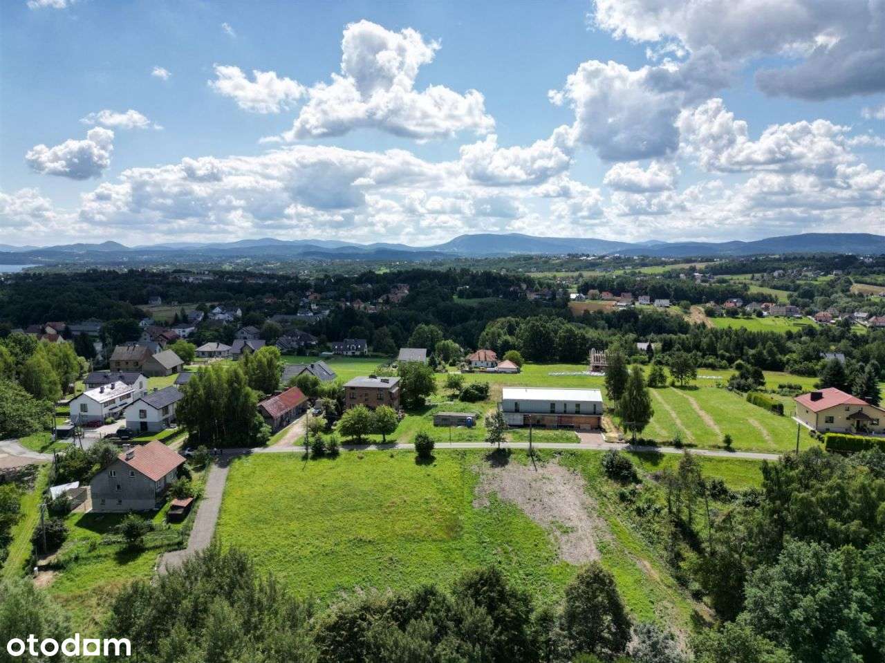 Działka budowlana 8 arów w spokojnym miejscu.-15