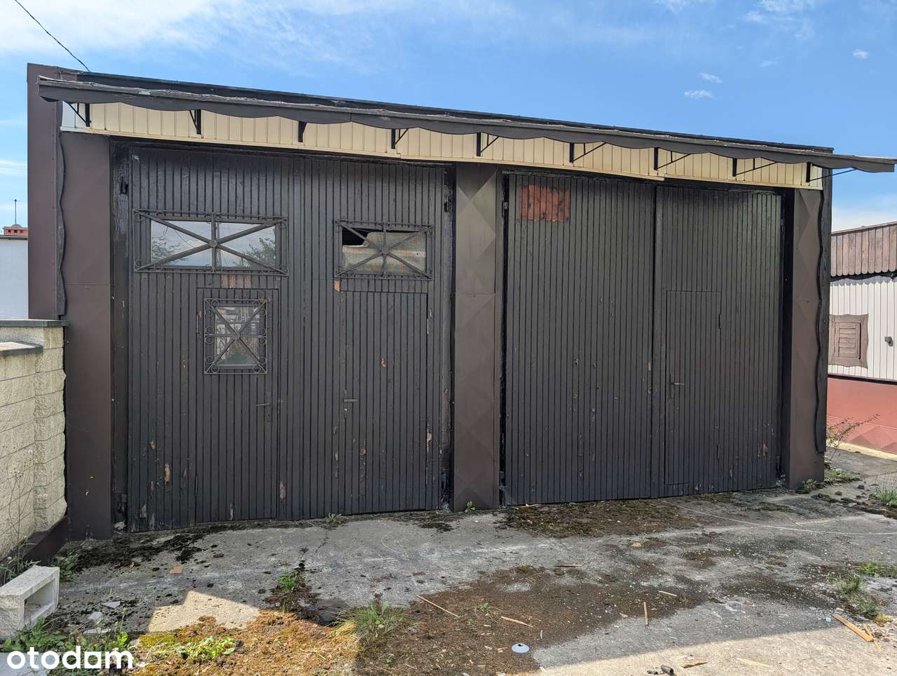 Dom z zapleczem pod działalność-garaże, możliwość 3 mieszkań!-4