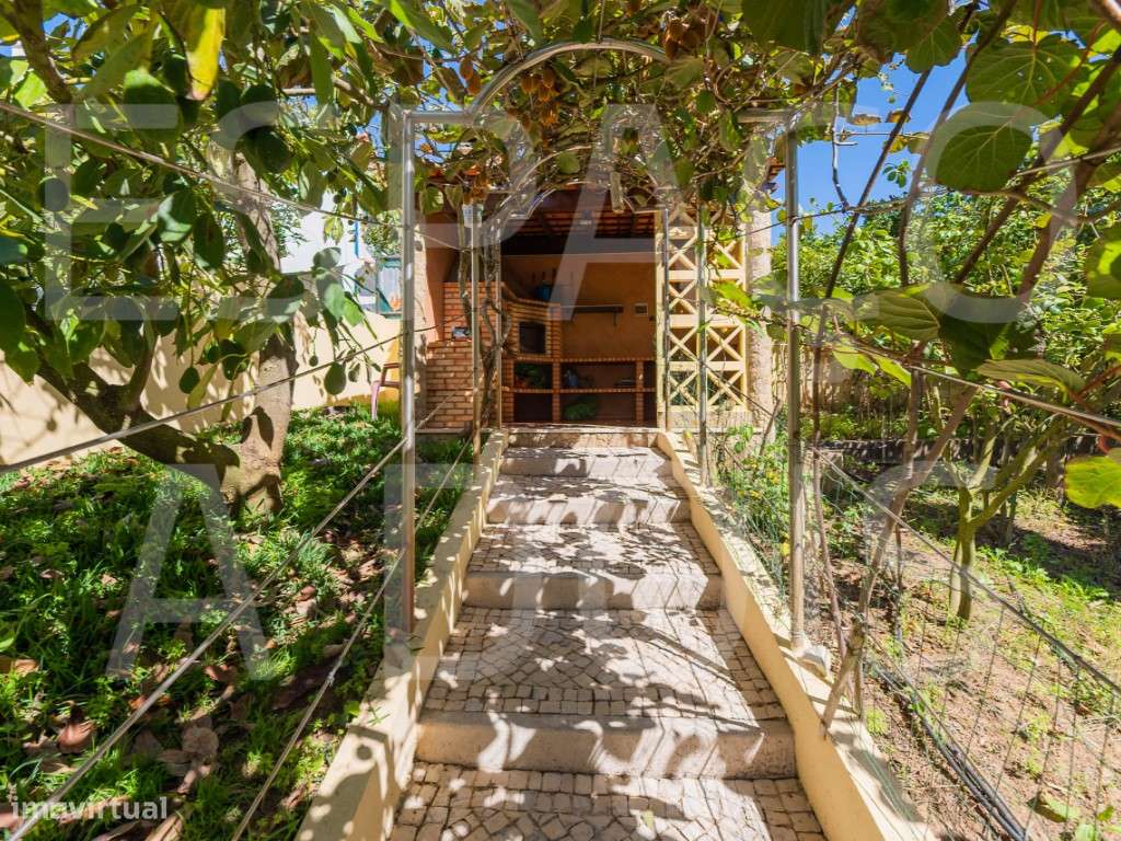 DESLUMBRANTE! INDEPENDENTE (isolada). Excelente qualidade de constr...-43