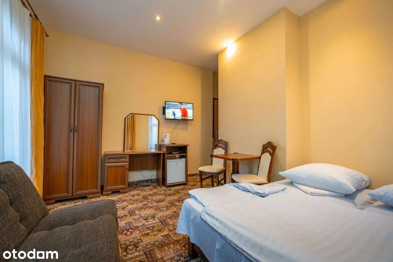 DOCHODOWY PENSJONAT PRZY DEPTAKU-7