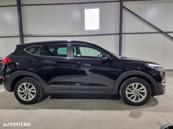 Hyundai Tucson blue 1.7 CRDi 2WD Classic - 5