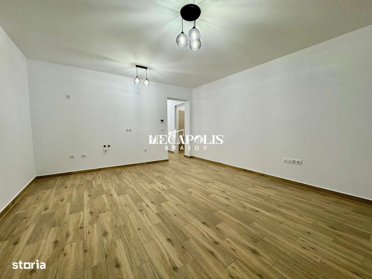 Garsonieră de Vânzare | Parcare | 42 mp | Tractorul-9