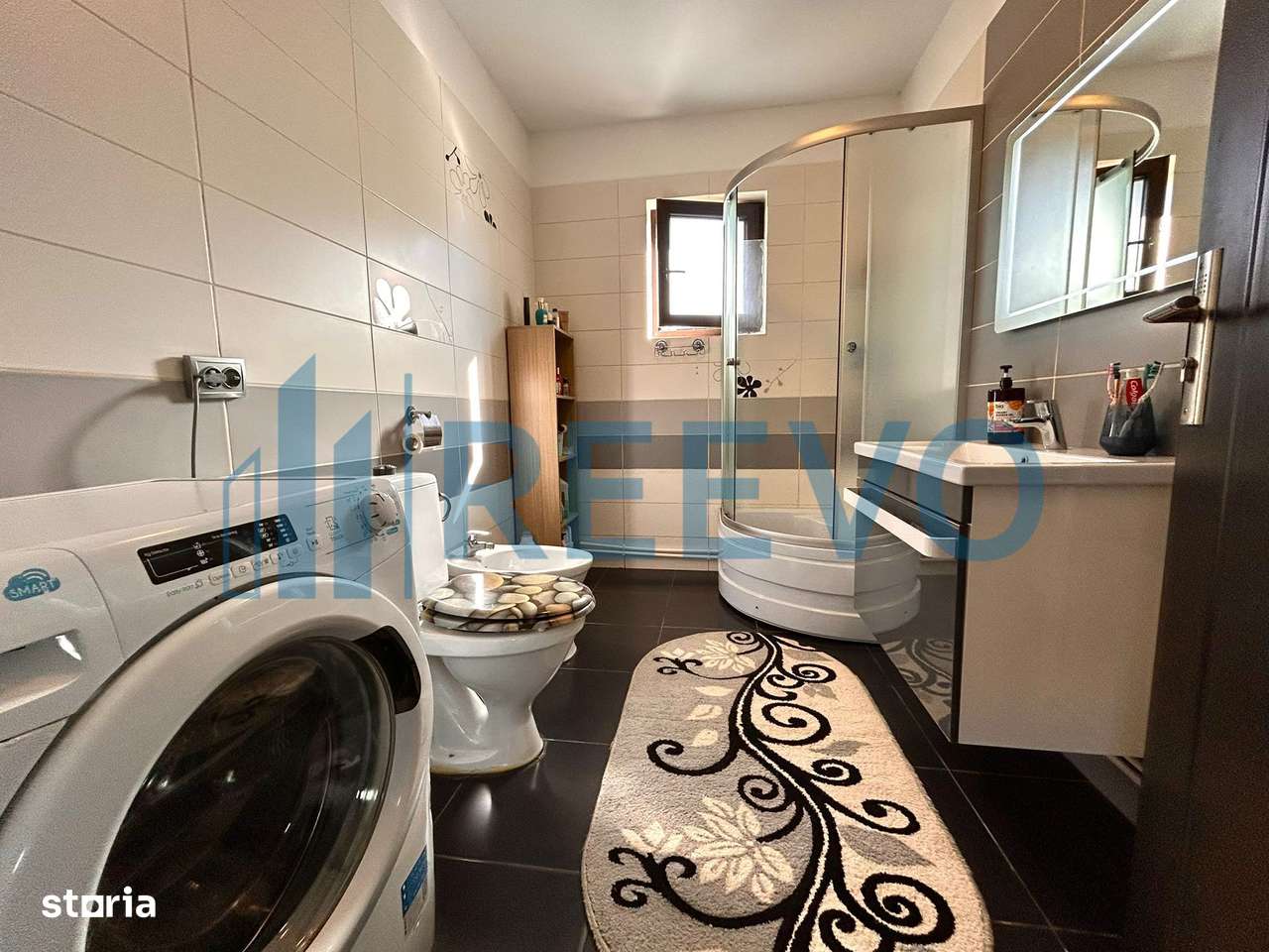 Casă/Vilă de vânzare în Letea Veche, Jud. Bacău-4