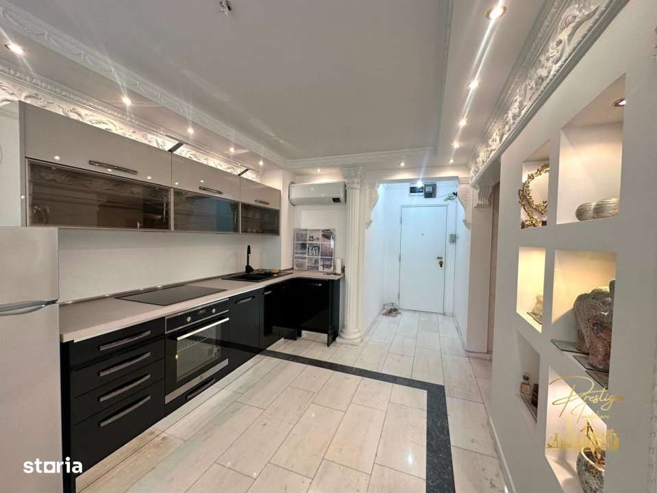 Apartament unic cu 3 camere de vanzare in zona Rogerius - Oradea - Imagine principală: 3/13