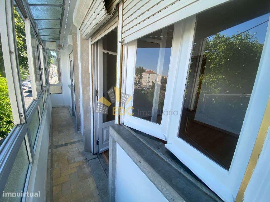 Apartamento T4 com Grande Potencial e Ótima Localização | Localizad...-26