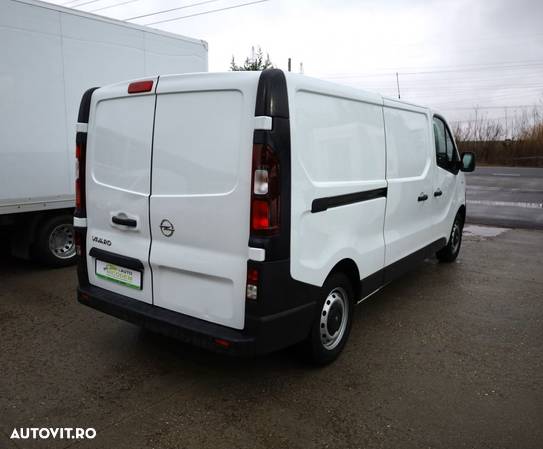 Opel Vivaro - 6