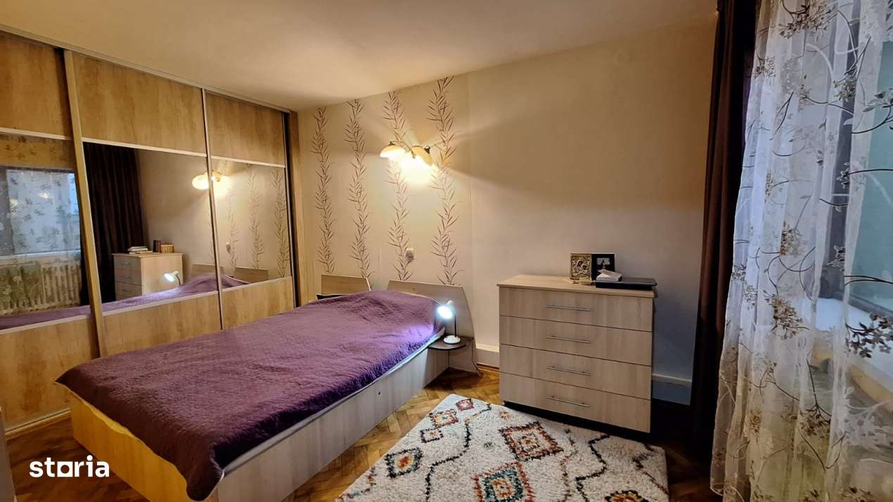 Casa cuplata pe 2 niveluri, localizare Ultra Centrala Zona Piata Uniri-3