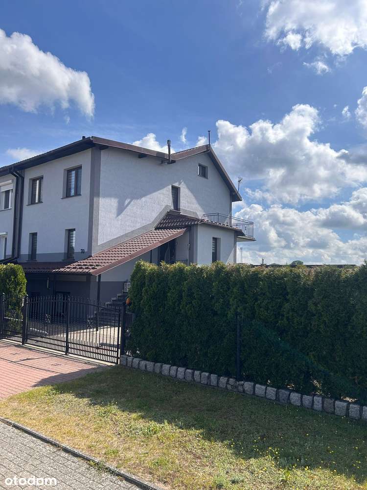 Dom w zabudowie bliźniaczej z dwoma niezależnymi wejściami 181,09 m²