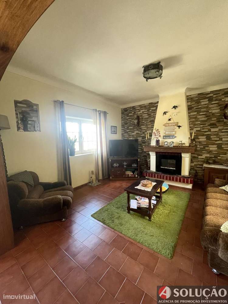 Moradia Isolada - Vistas desafogadas-26