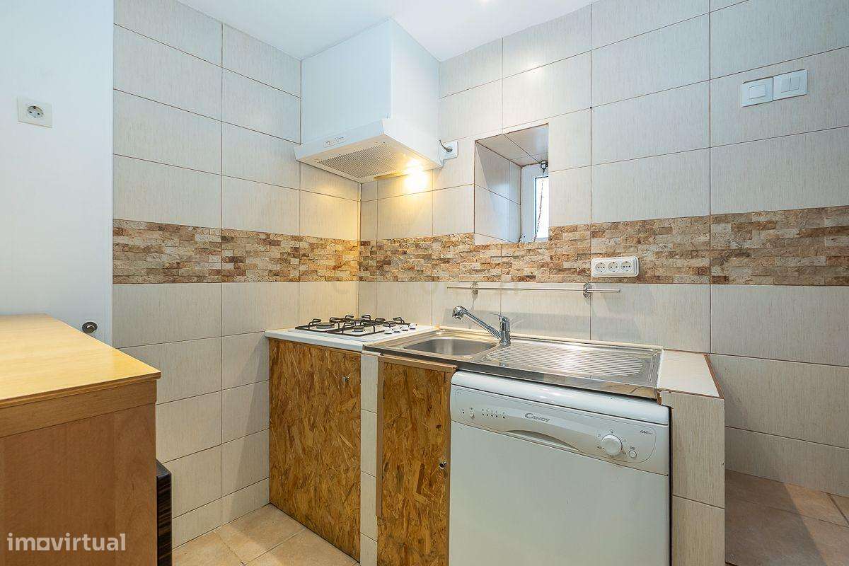 Moradia T2 no Típico Bairro do Quebedo, Charme e Tradicional no Coraçã - Grande imagem: 4/27