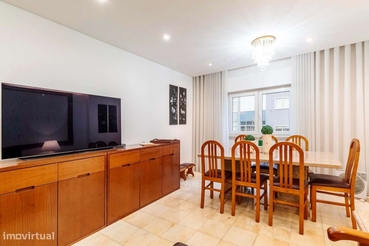 Apartamento T3 em Casal de São Brás, Amadora-7