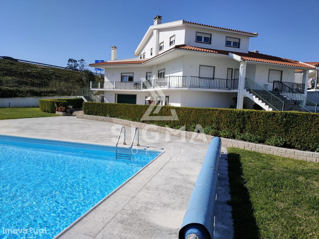 Moradia Isolada T4 com Piscina