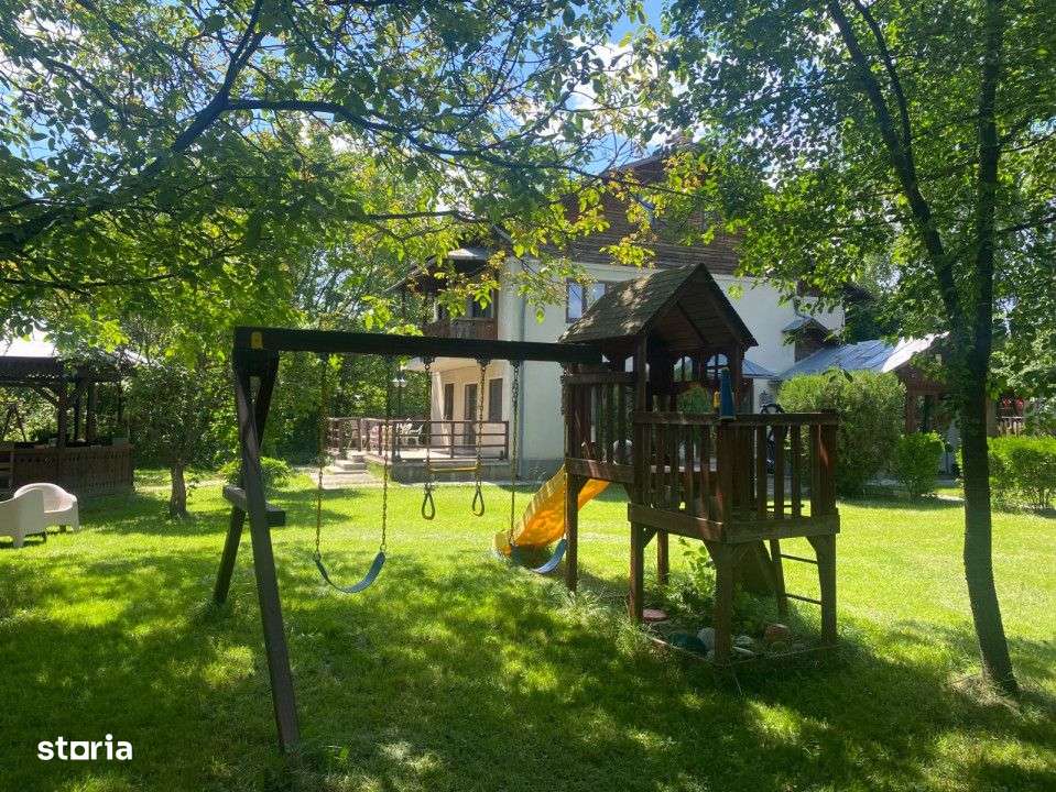 De vanzare Casa de vacanta Breaza-4