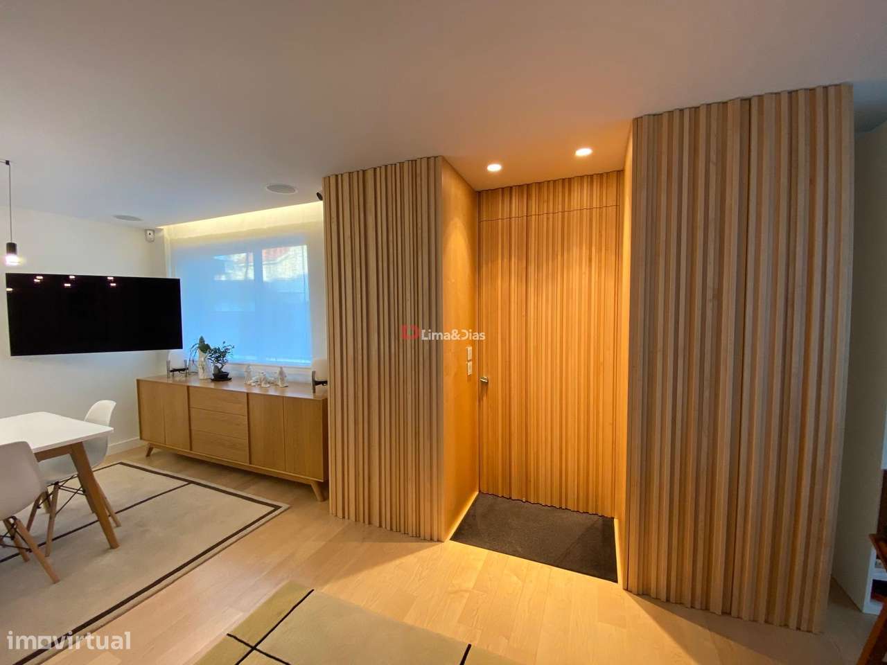 Moradia de Luxo T-3 à praia da Madalena-34