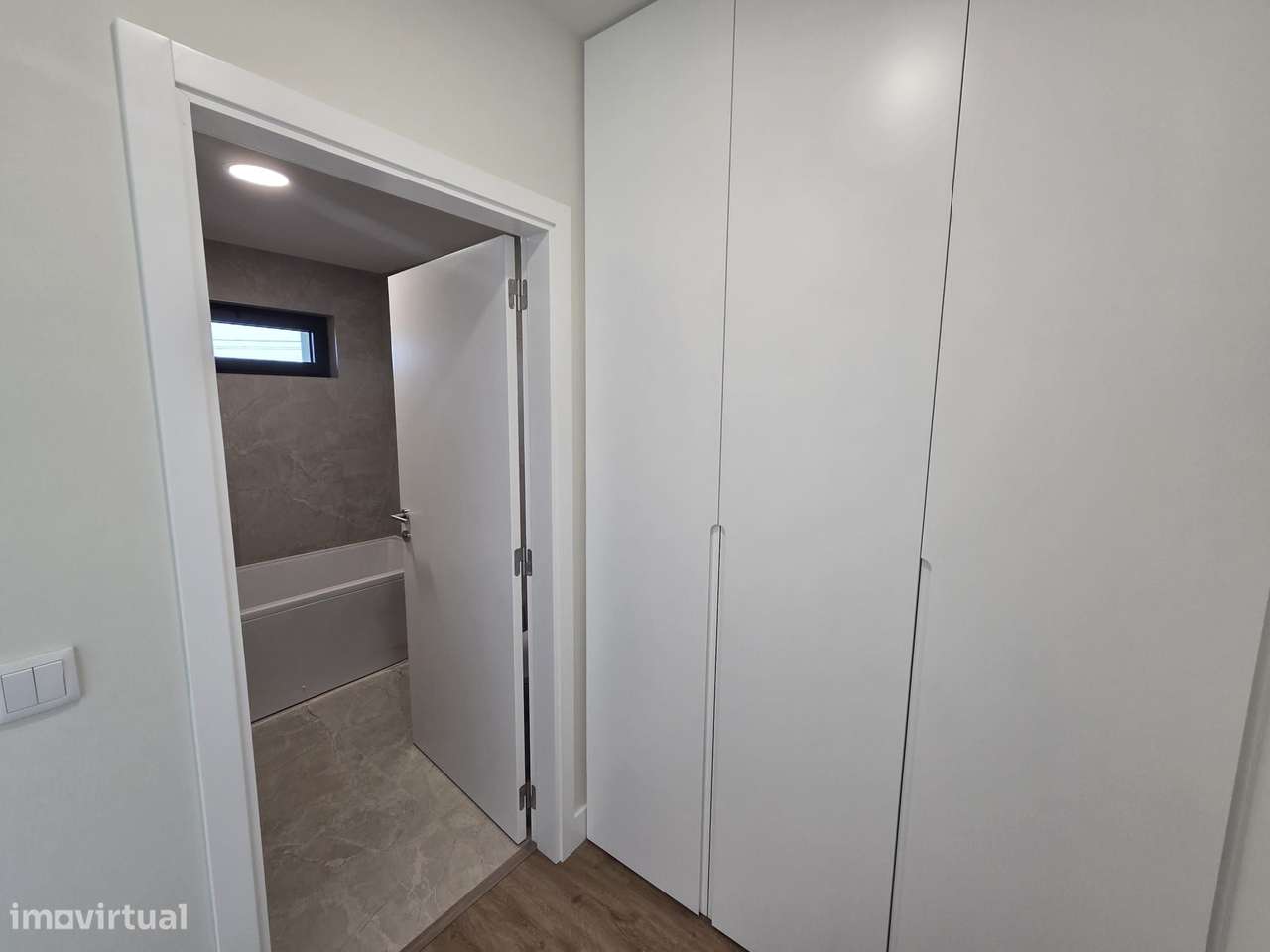 Moradia T4 em Aradas, a 1 km das Glicínias - Grande imagem: 5/27