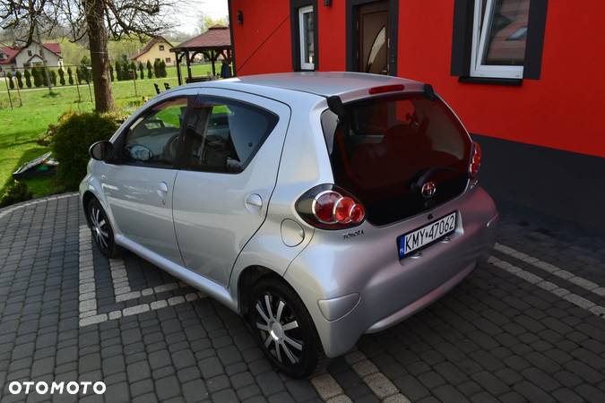 Toyota Aygo 1.0 VVT-i - 2