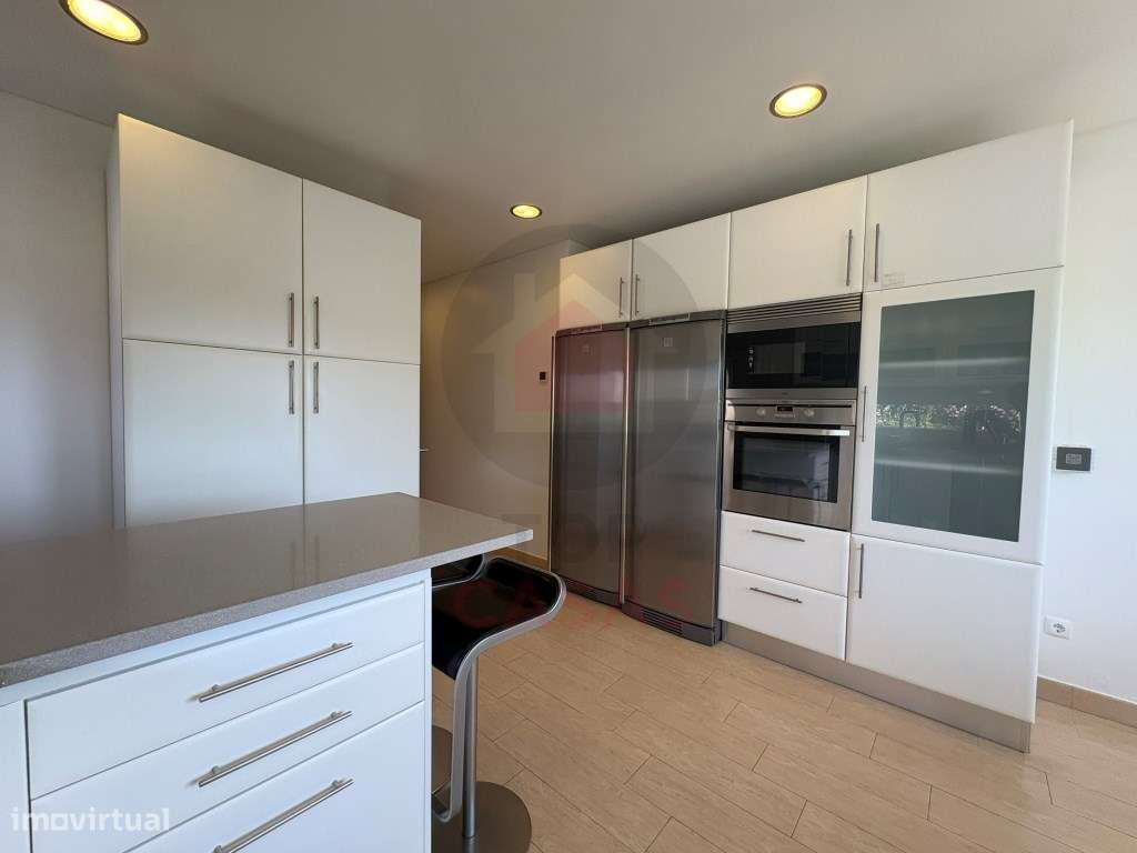 Moradia Contemporânea de Luxo com Vista Deslumbrante sobre a Lagoa ...-32