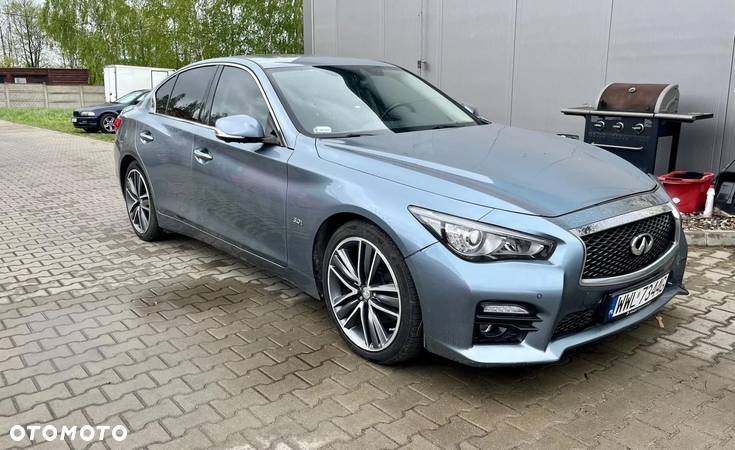 Infiniti Q50 - 1