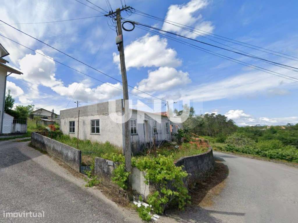 Moradia Isolada T3 - Para Reconstrução - Grande imagem: 4/6