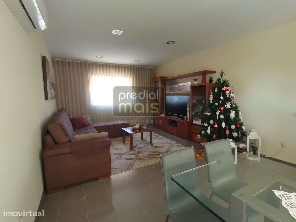 MORADIA INDIVIDUAL TÉRREA T4+1 - Grande imagem: 3/14