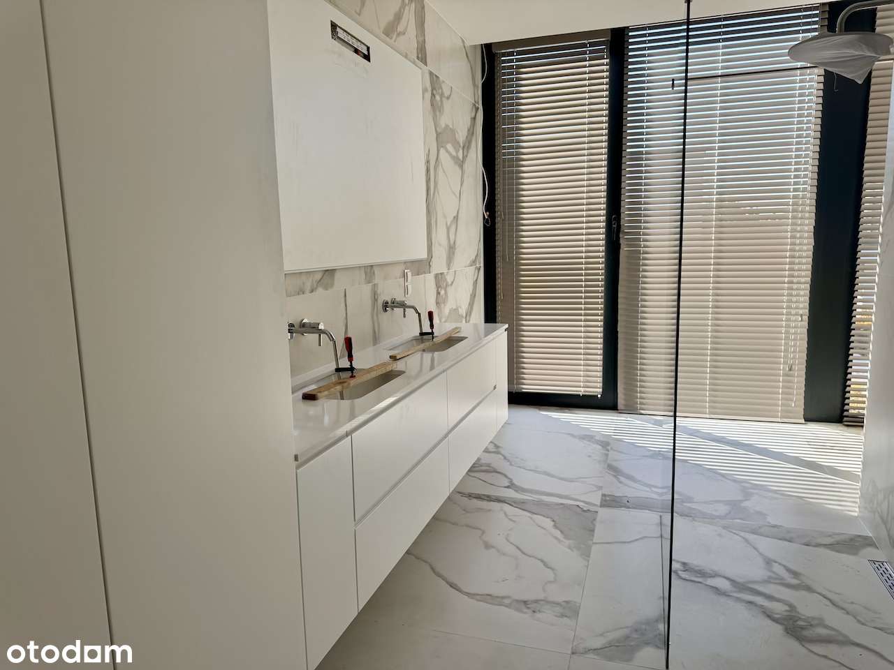 Ostatni dom na sprzedaż na luksusowym osiedlu Royal Residence-10