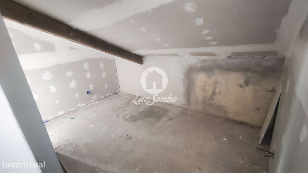 Moradia Bi-Familiar T2+T4 - Azurara, Vila do Conde - Grande imagem: 5/20