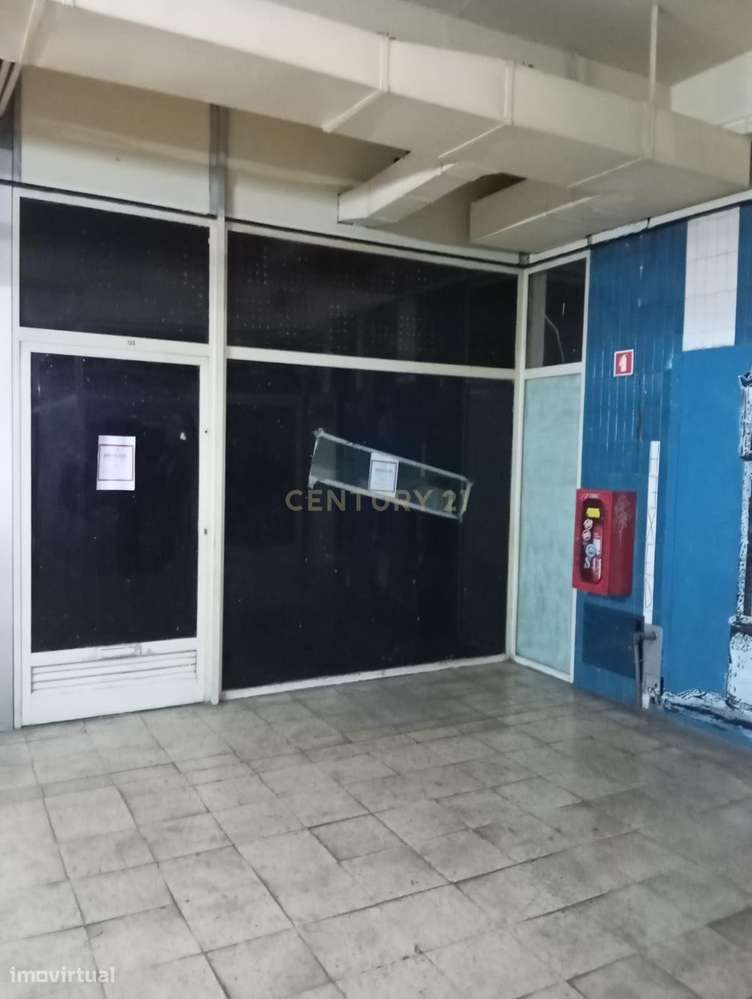 Oportunidade Única no Centro Comercial STOP – Porto - Grande imagem: 2/12