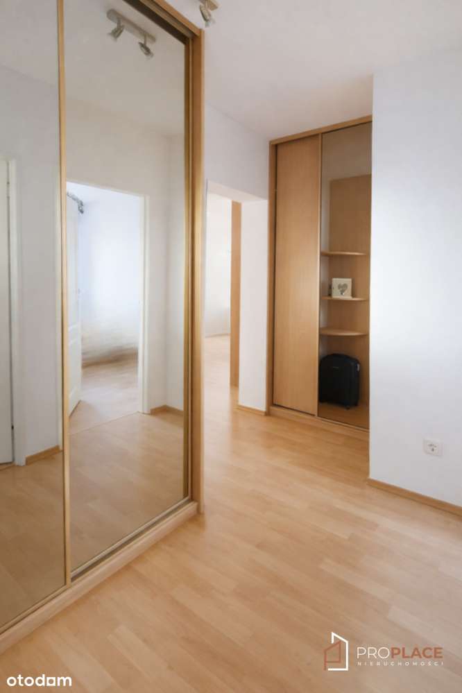 Zadbane, czyste, suche do wprowadzenia - niski blok 2000r-7