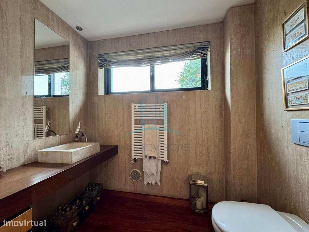 Moradia T4 com Piscina na cobertura-21