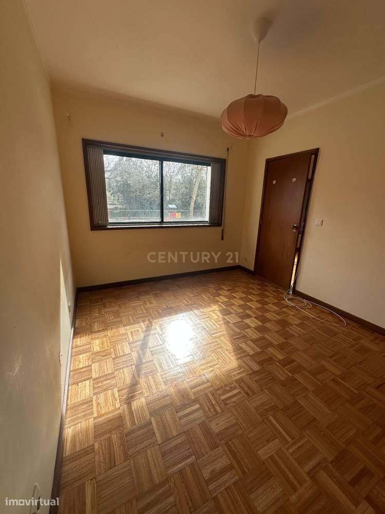 Apartamento t1 para arrendamento com garagem - Grande imagem: 5/12