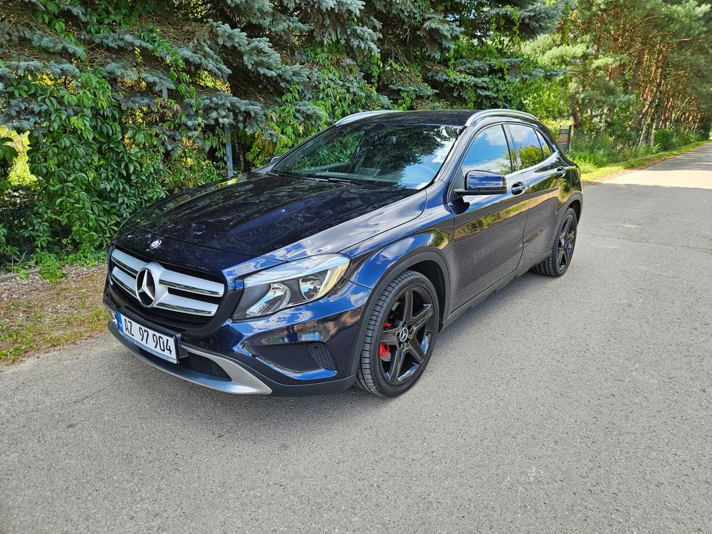 Mercedes-Benz GLA 250 7G-DCT Activity Edition 2015