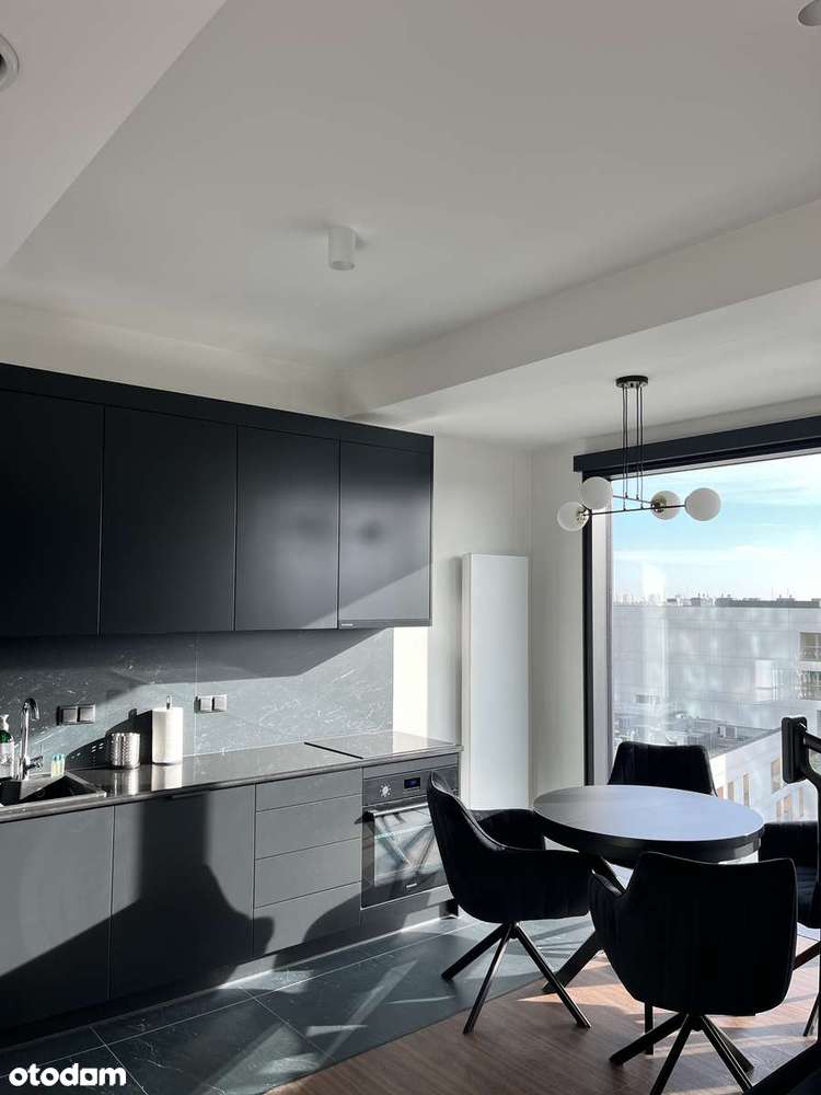 Panoramiczny widok | X i XI p.| Towarowa Towers | Najem okazjonalny - Pełny obrazek: 4/20