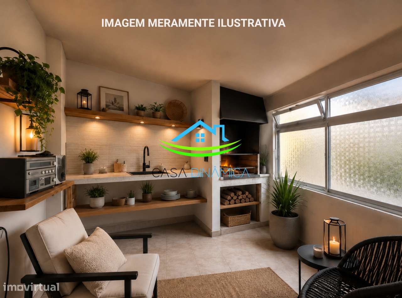 Moradia T4 com Garagem e Terraço em Tavarede-20