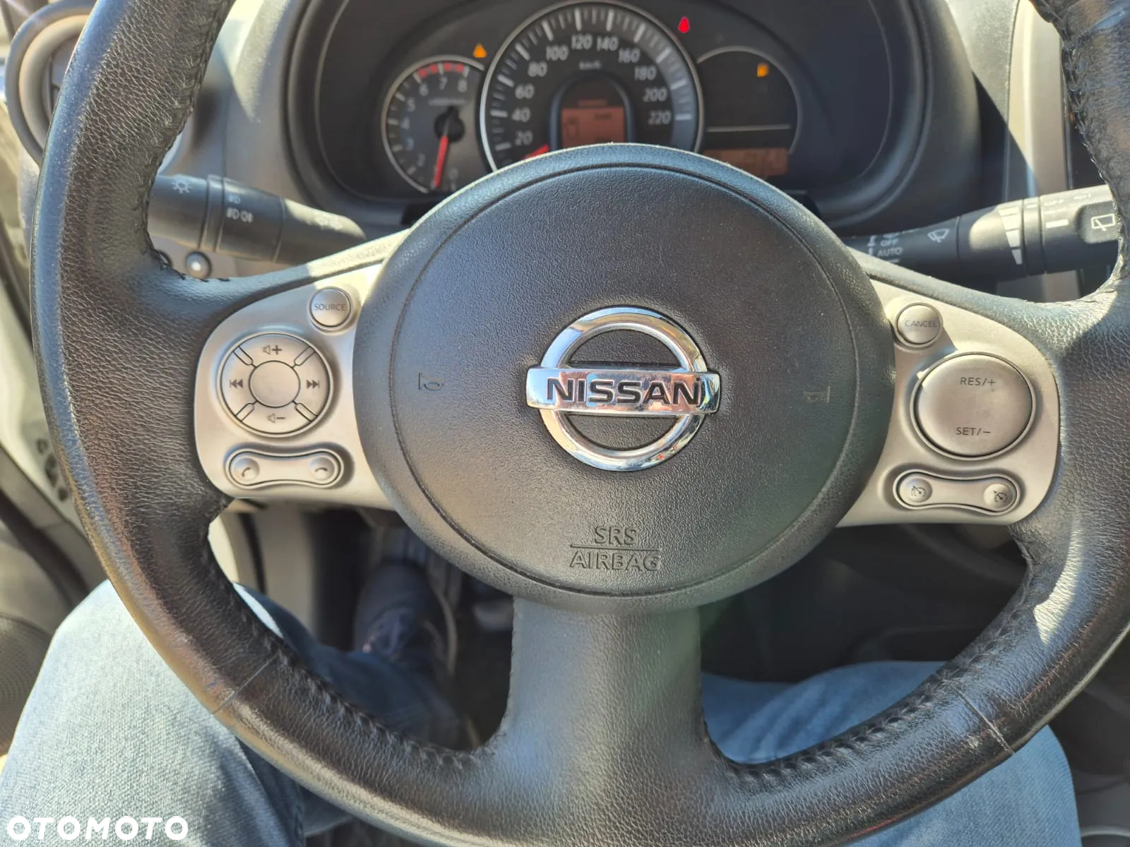 Nissan Micra - 10