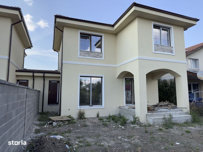 1/2 Duplex, 5 camere, 2 bai, camera tehnica, 119mp, 300mpT , Giarmata!-2