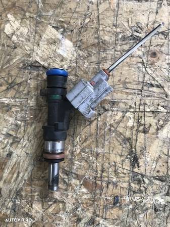 Injector Dacia Sandero 0.9 Tce, Manual - 1