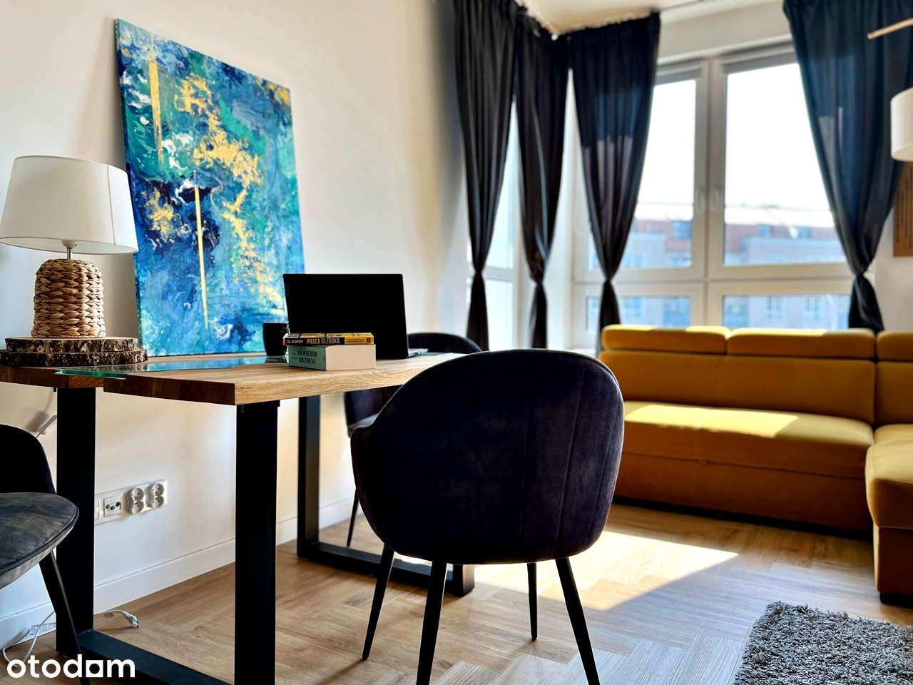 REZERWACJA Ponadczasowe mieszkanie 3 pokojowe z miejscami postojowymi - Pełny obrazek: 1/20