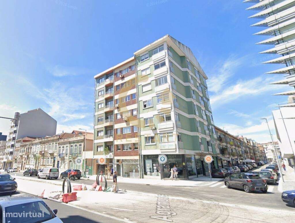Apartamento T1 Premium na Avenida da Boavista – Estado Irrepreensível-22